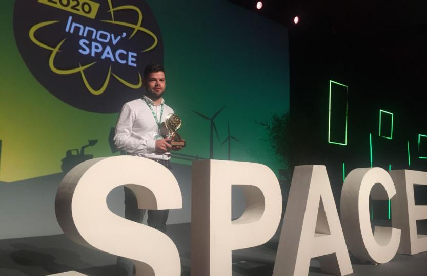 An Innov'Space trophy for Farmapro